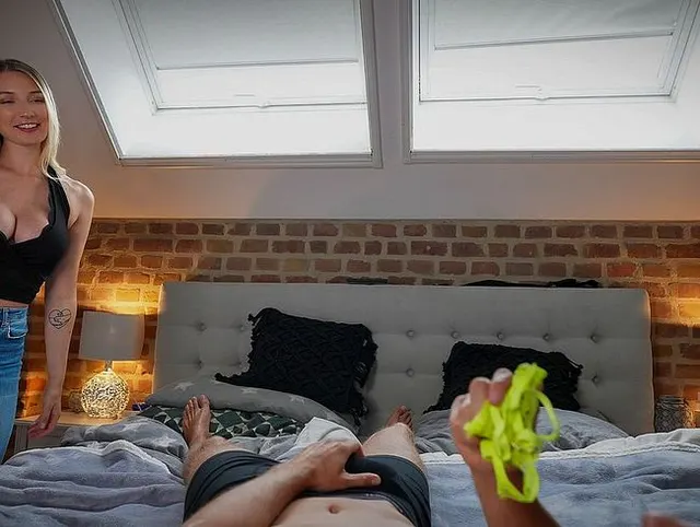 Vorschau aus Fetisch: Erwischt beim Höschen schnüffeln!!! Schnellspritzer Creampie vom perversen Kumpel!